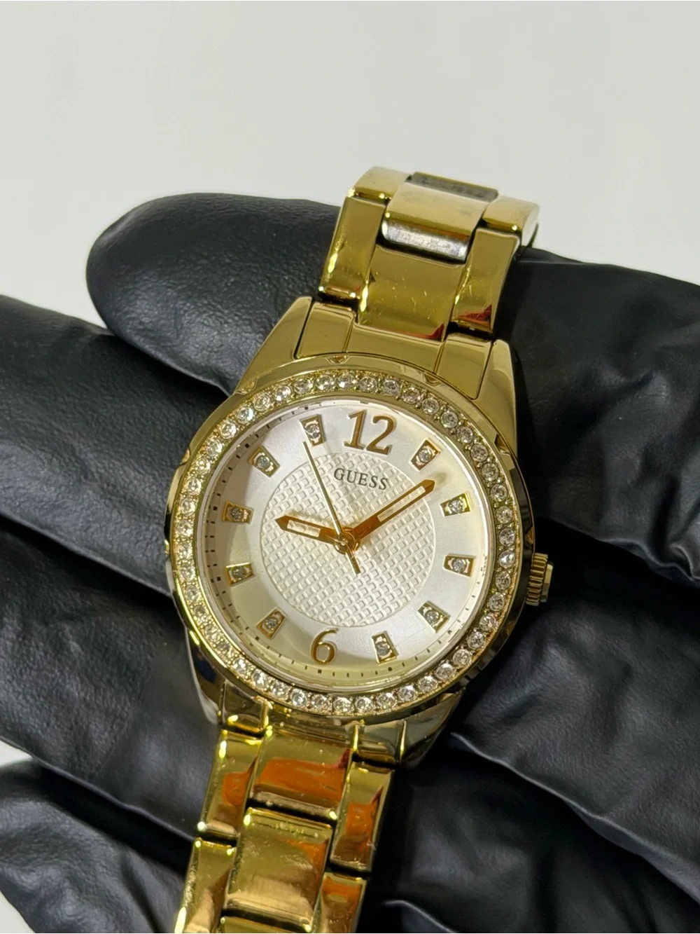 Guess stunning watch